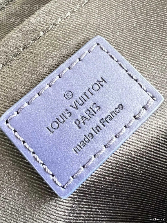 WIS VUITTON S-Cape LOUIS Messenger-28*16*10cm 0320